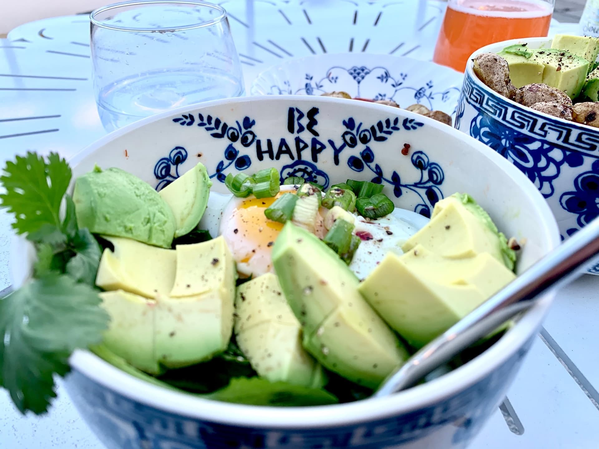 are avocado and chocolate good for fighting stress?