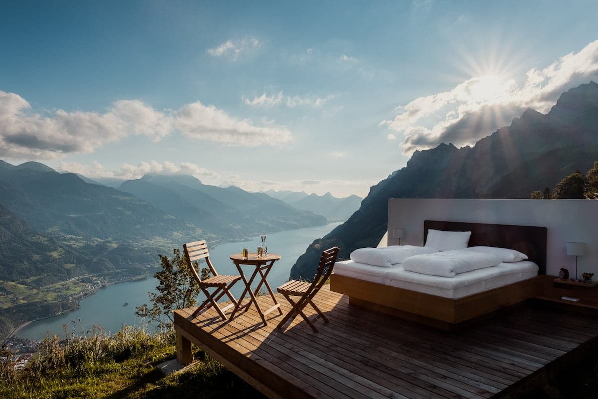 How much sleep do you need to wake up fresh?